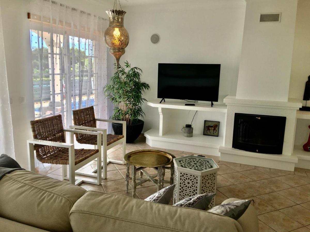 Villa Med - Private Pool, Garden, Sun All Day, Stunning Views Албуфейра Екстериор снимка